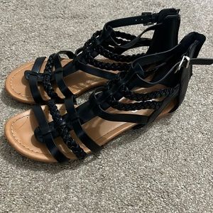 Sandals size 6